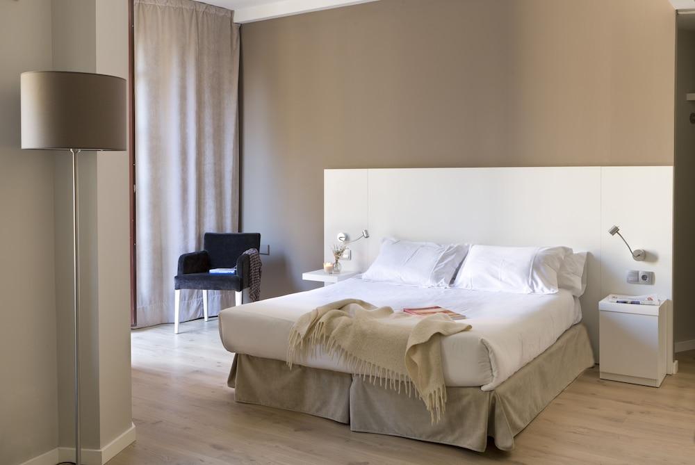 Apartments Rambla 102