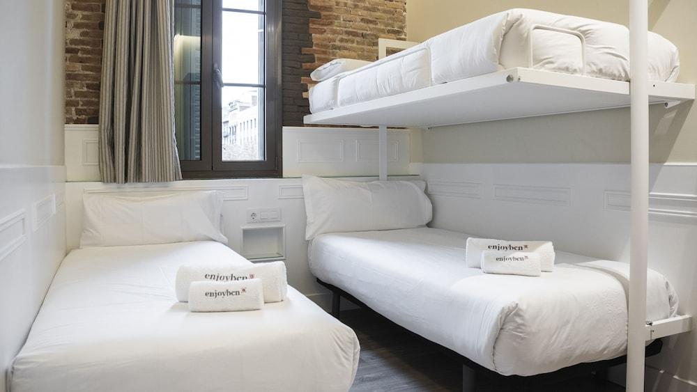 Enjoybcn Miro Apartments