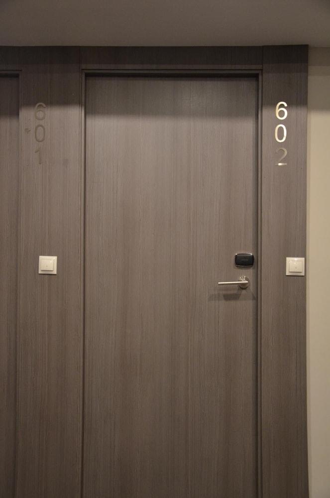 Boutique Urban Madrid Serrano