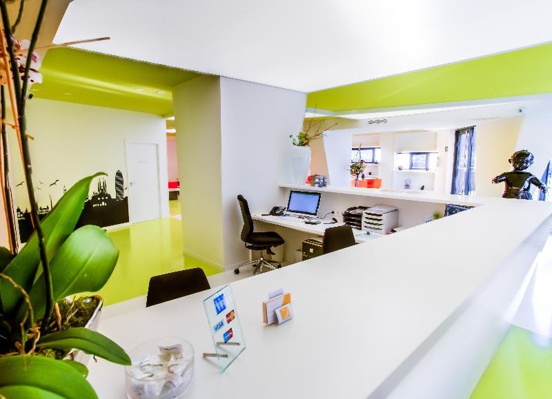 Cosmo Apartments Sants