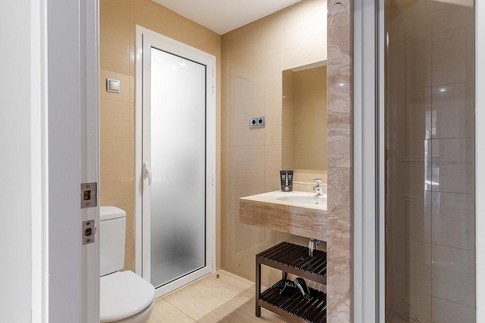 Enjoybcn Fira Apartment