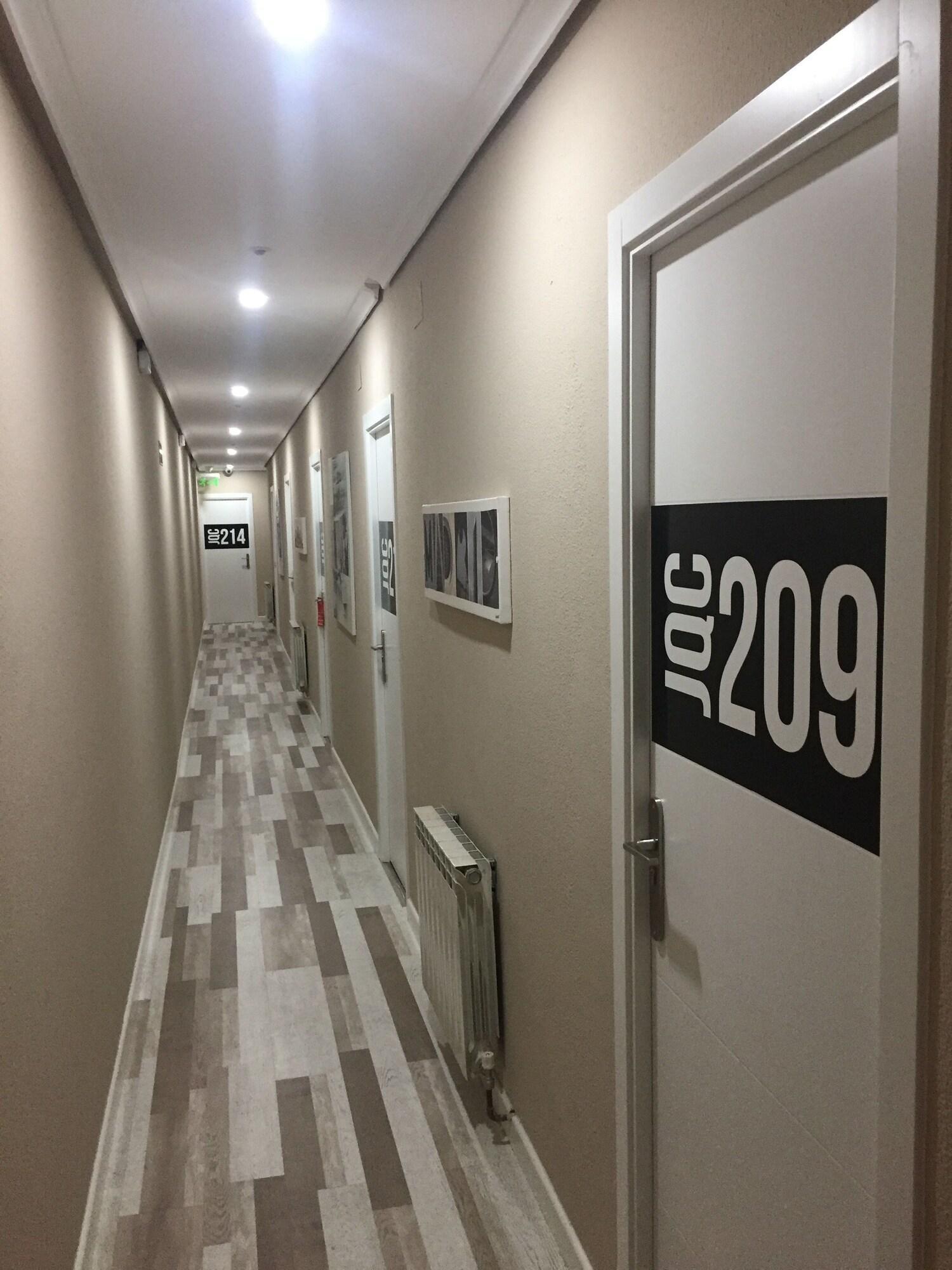 Jqc Rooms