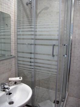 Apartamentos Mayerling Bisbe Urquinaona