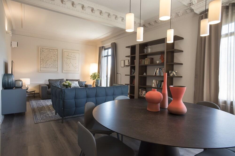 Casagrand Luxury Apartments Barcelona