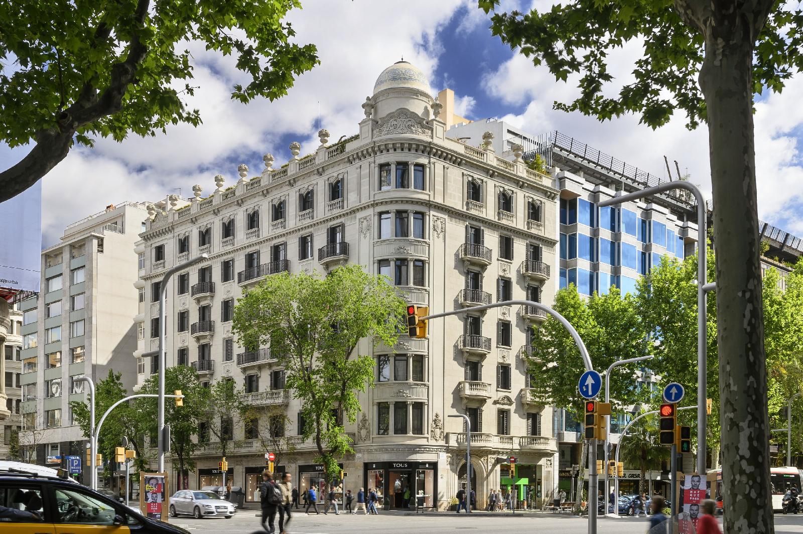 Casagrand Luxury Apartments Barcelona