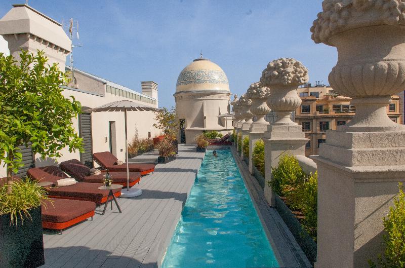 Casagrand Luxury Apartments Barcelona