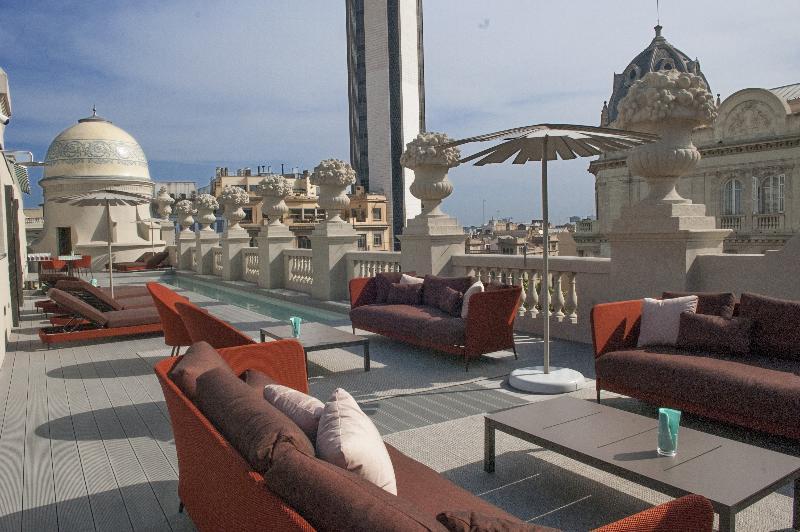 Casagrand Luxury Apartments Barcelona