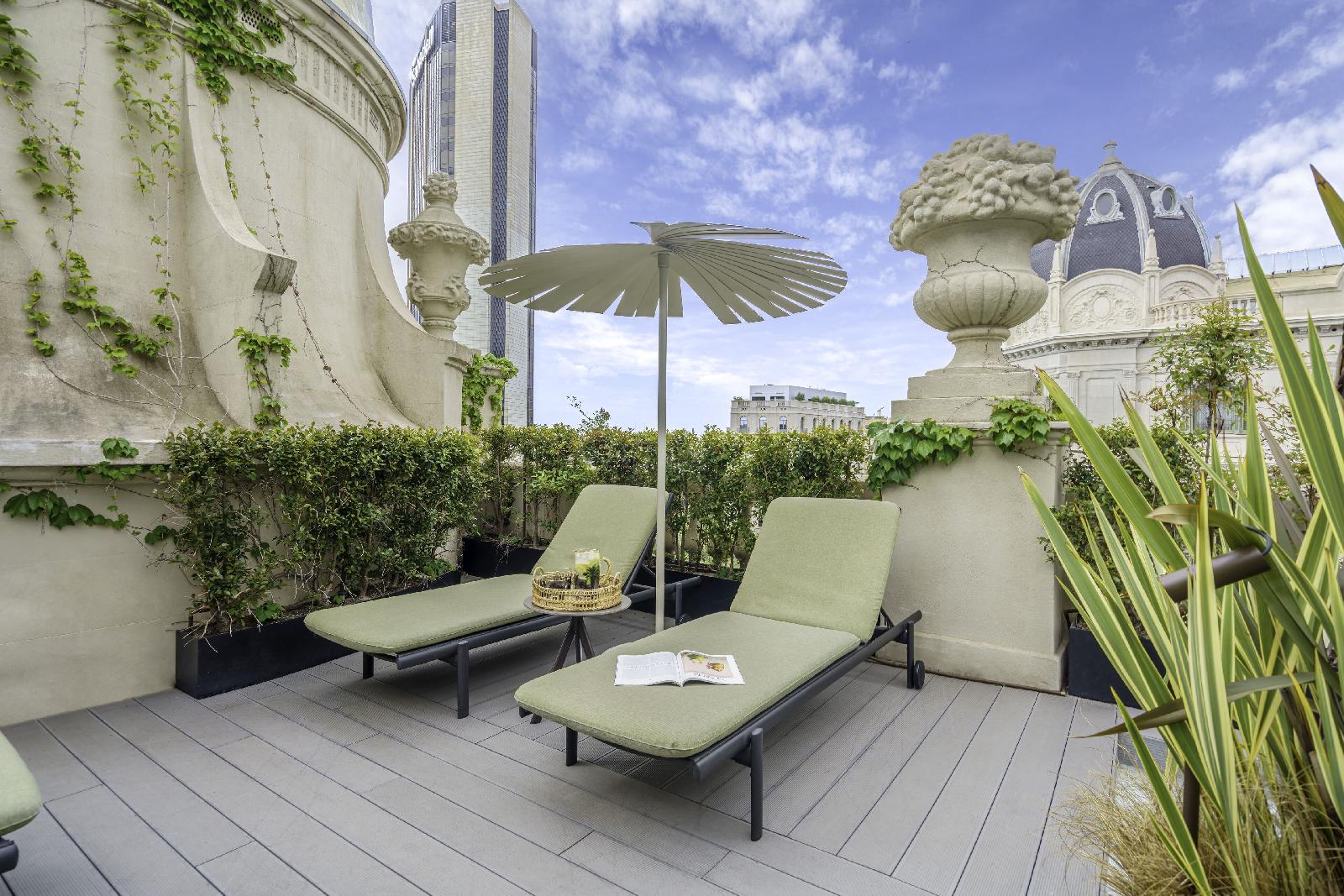 Casagrand Luxury Apartments Barcelona