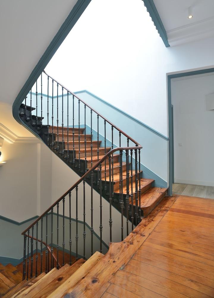 NQN Aparts&Suites