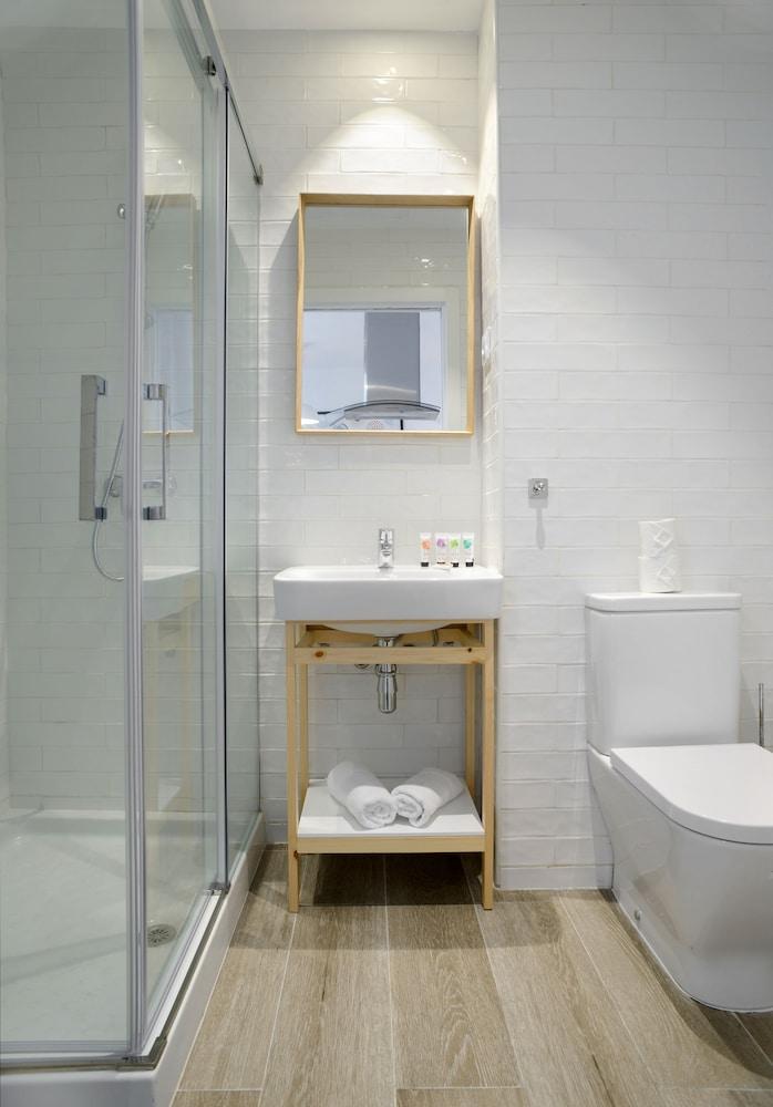 NQN Aparts&Suites