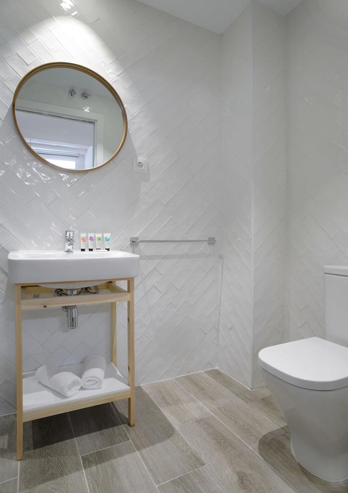 NQN Aparts&Suites