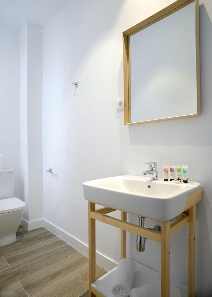 NQN Aparts&Suites