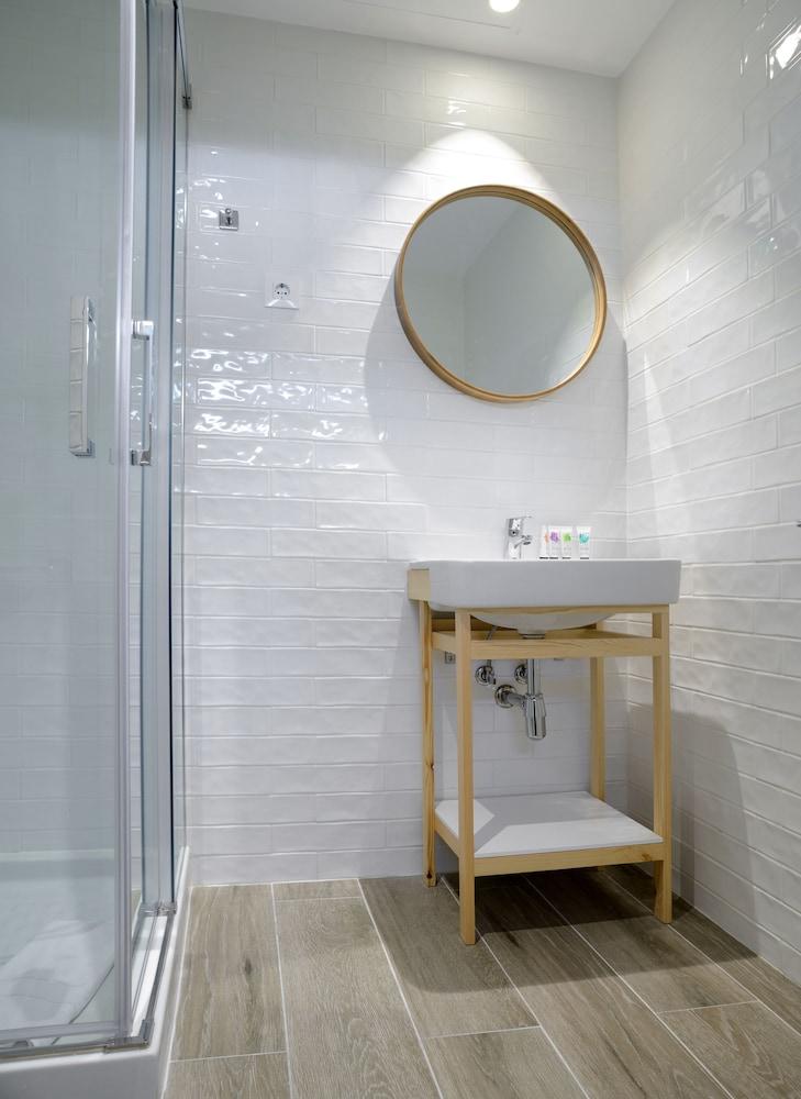 NQN Aparts&Suites
