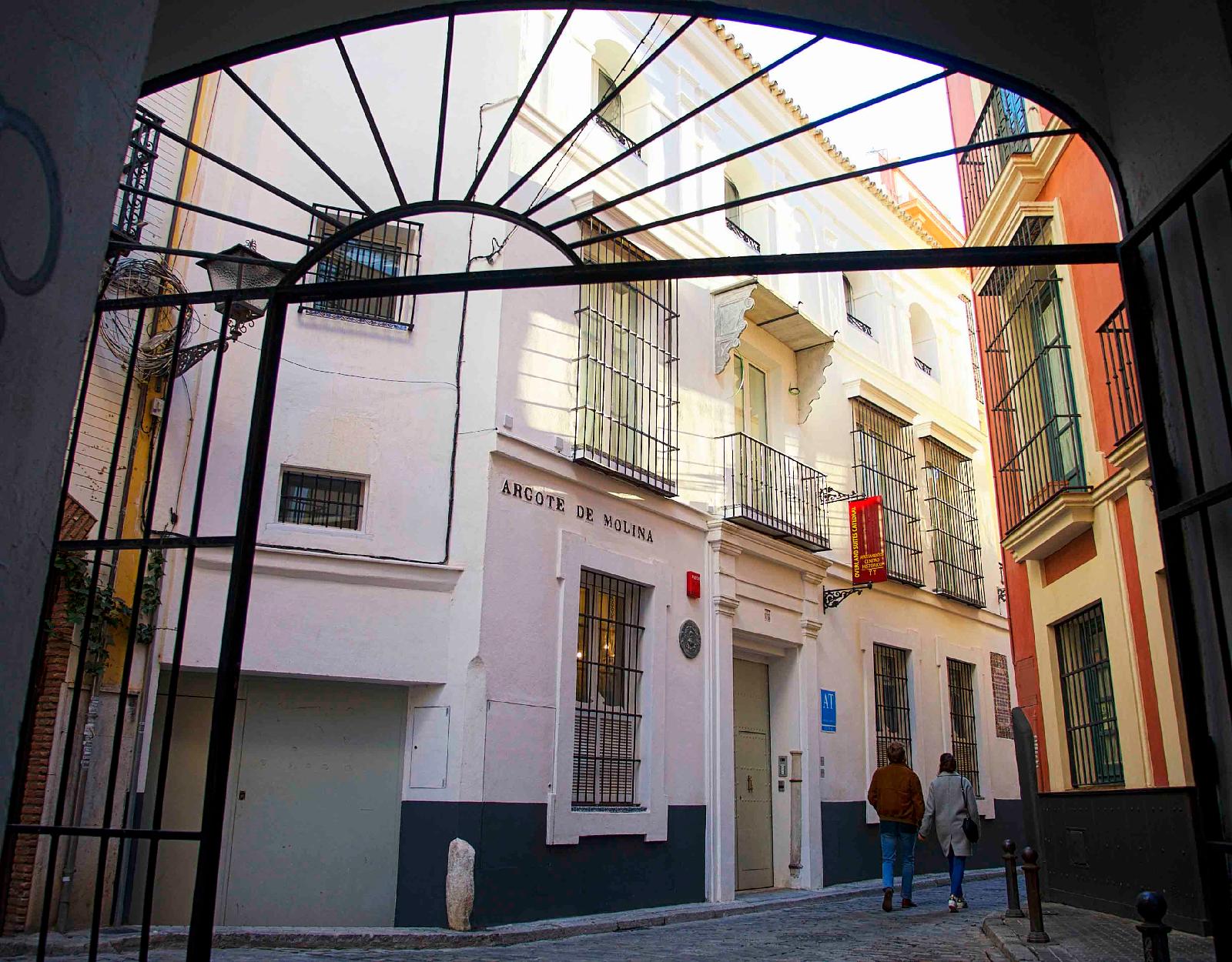 Overland Suites Catedral