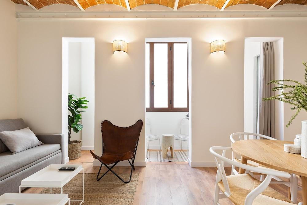 Olala Diagonal Apartment