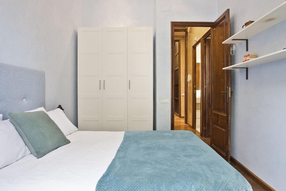 Midtown Luxury Apartments