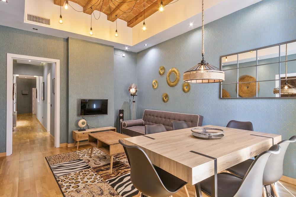Midtown Luxury Apartments