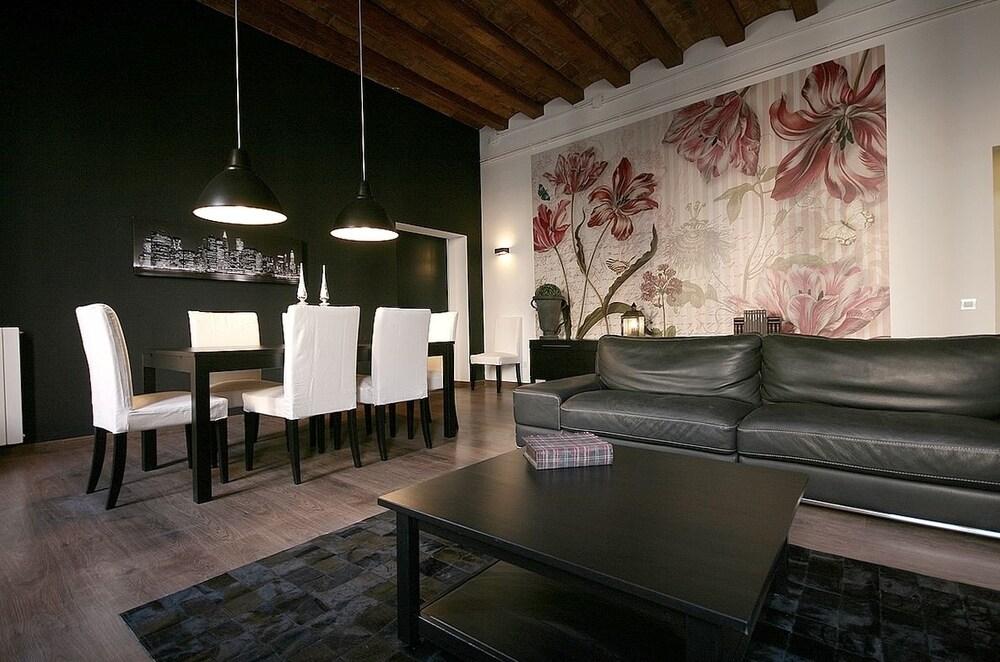 Midtown Luxury Apartments