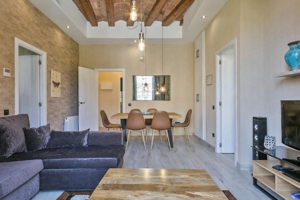 Midtown Luxury Apartments