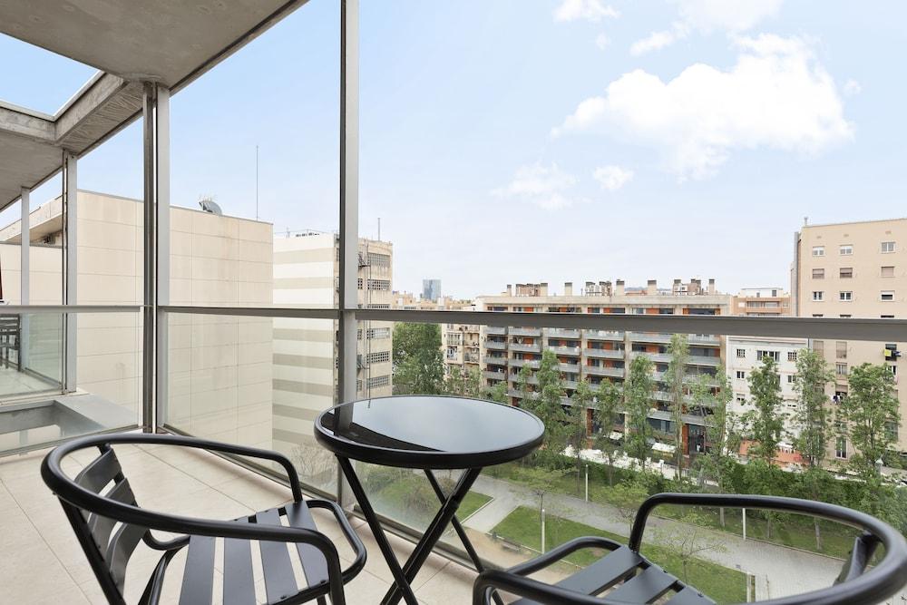 Ciutadella Park Apartments