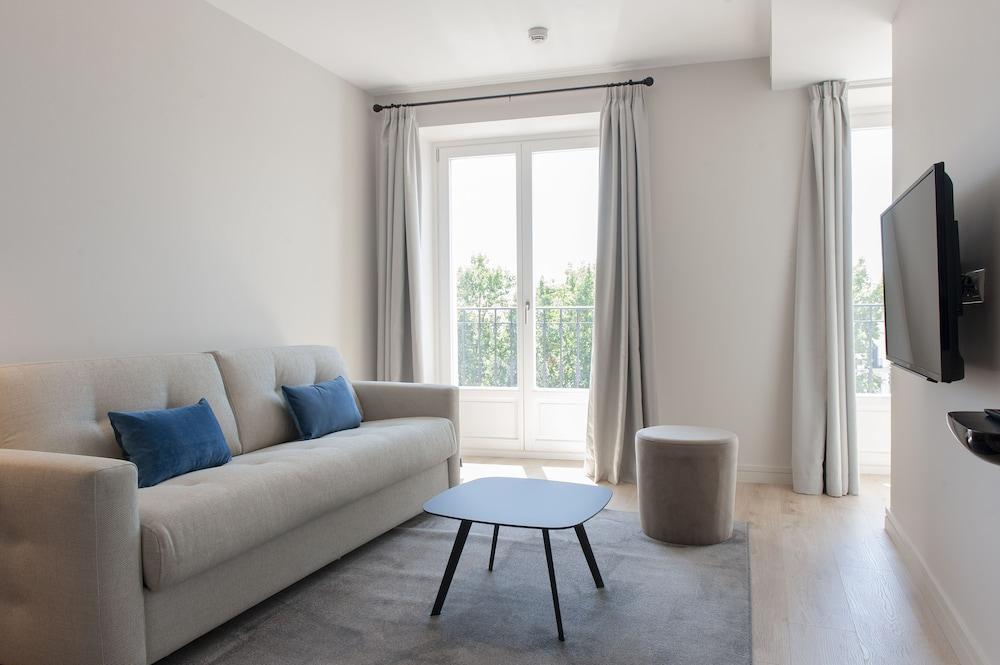 Mh Apartments Central Madrid