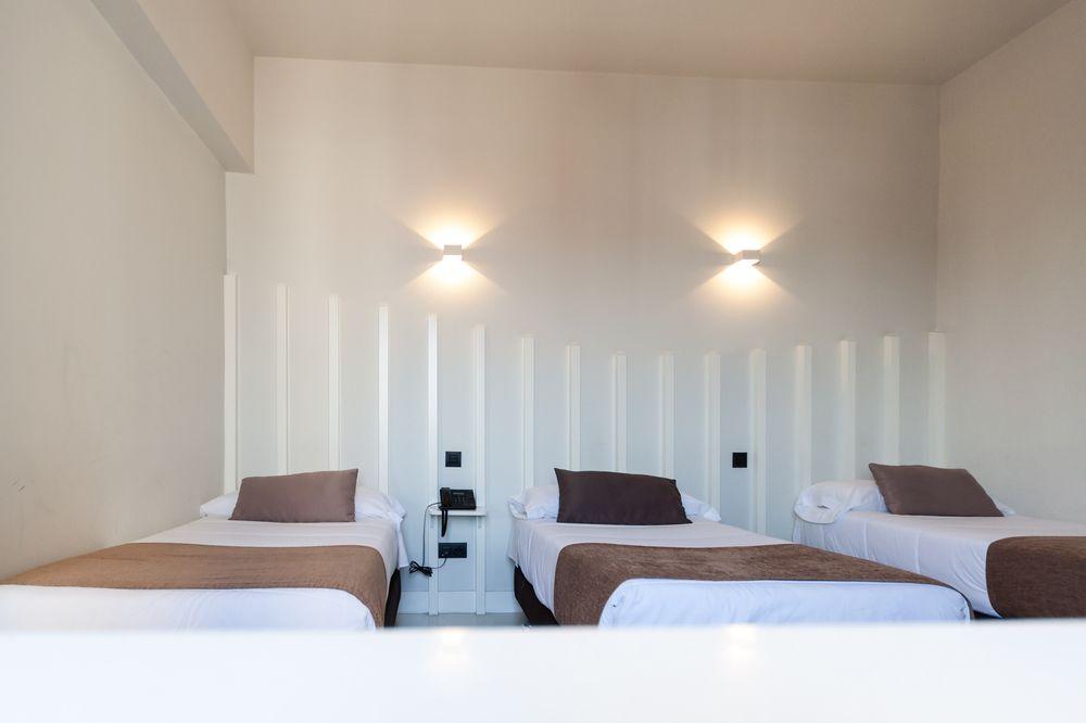 Hostal Charlotte