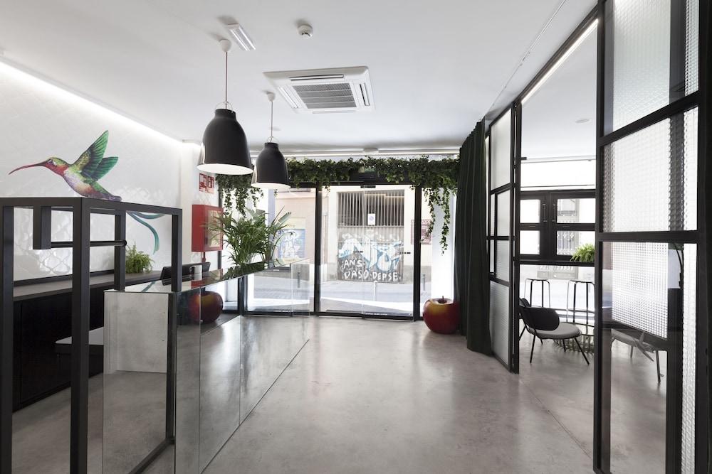 2060 The Newton Hostel