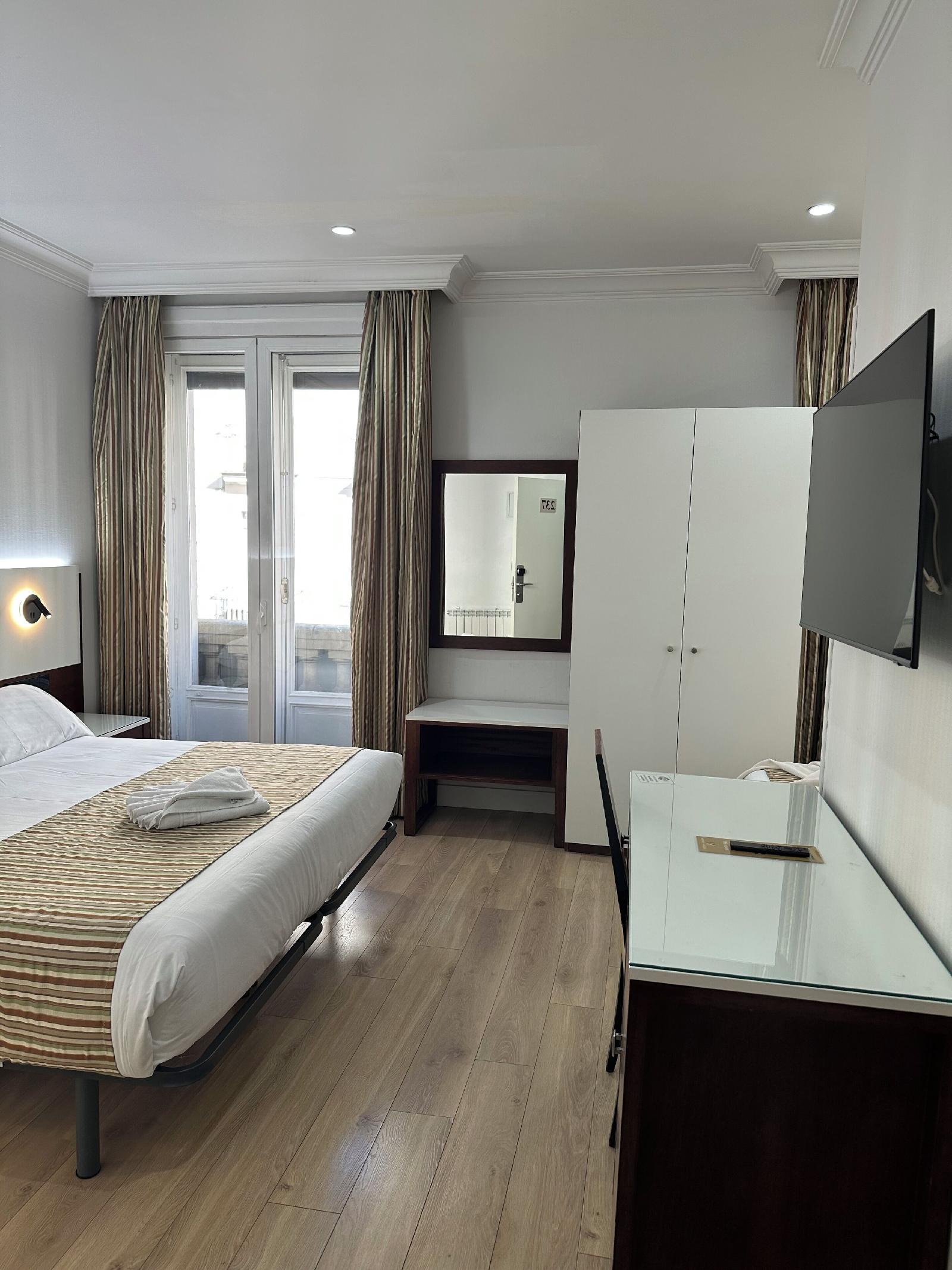 Hostal Sol Square Madrid