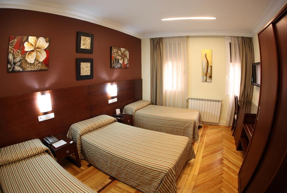 Hostal Sol Square Madrid