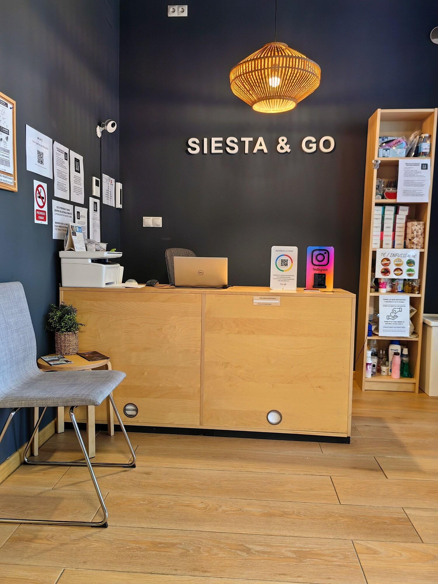 Siesta & Go - Hostel