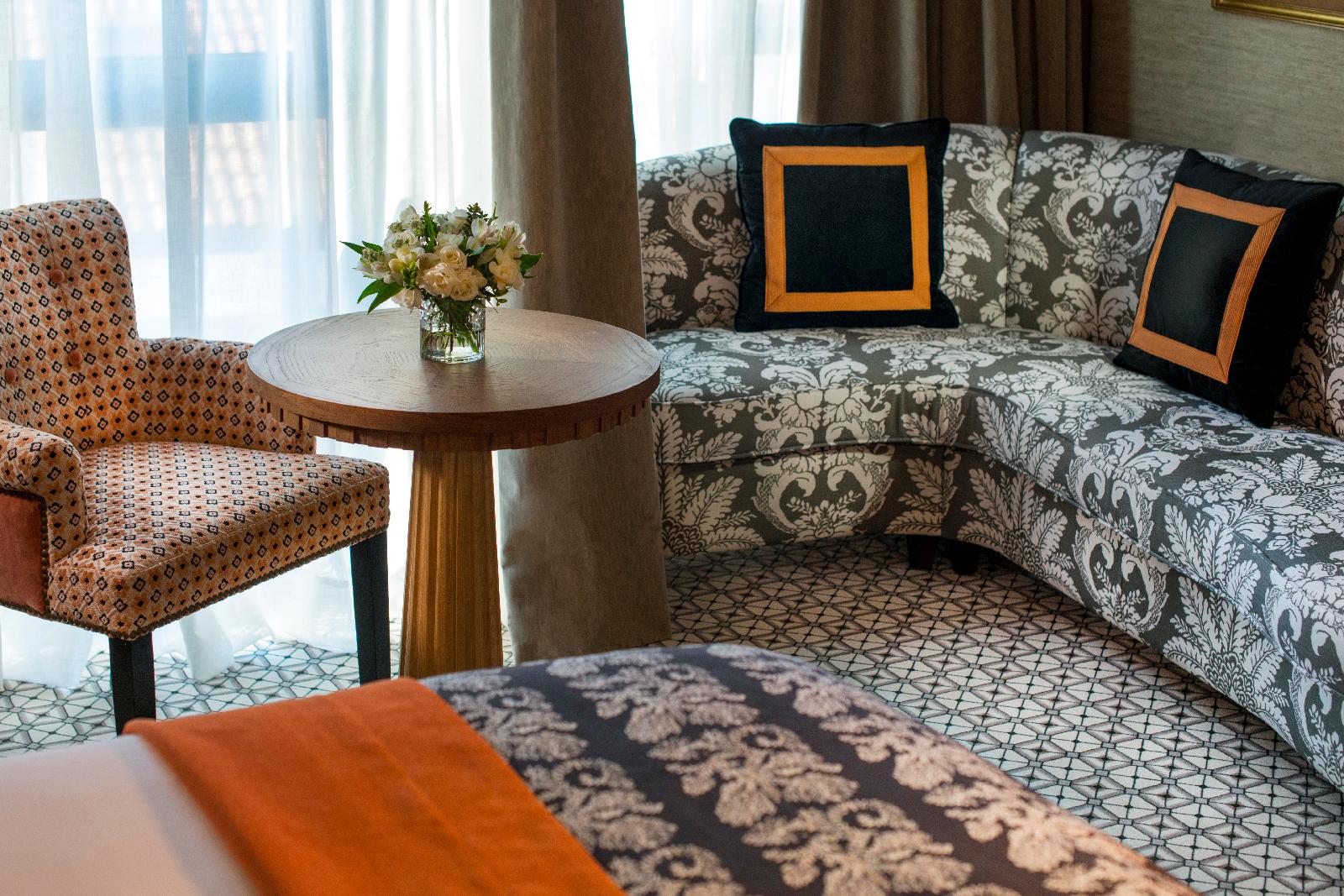 The First One Hotel Preciados