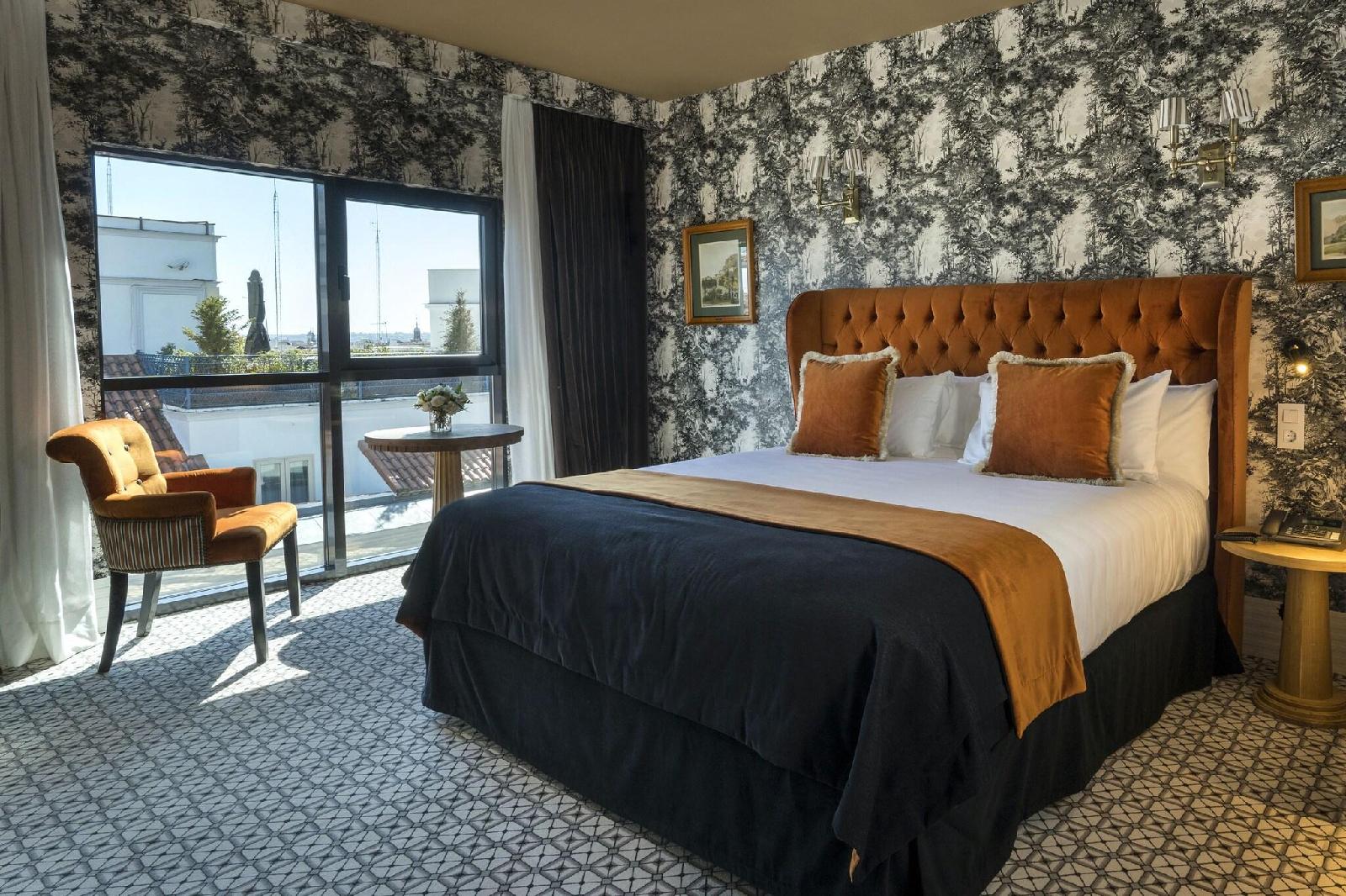 The First One Hotel Preciados