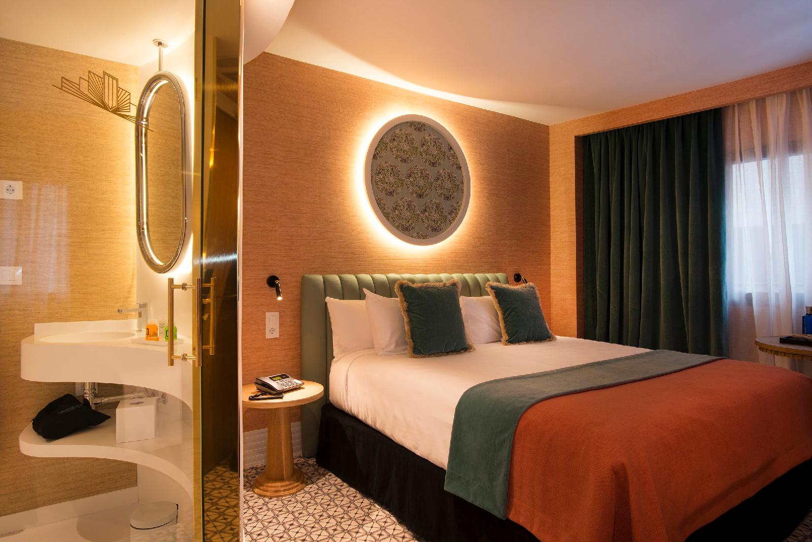 The First One Hotel Preciados