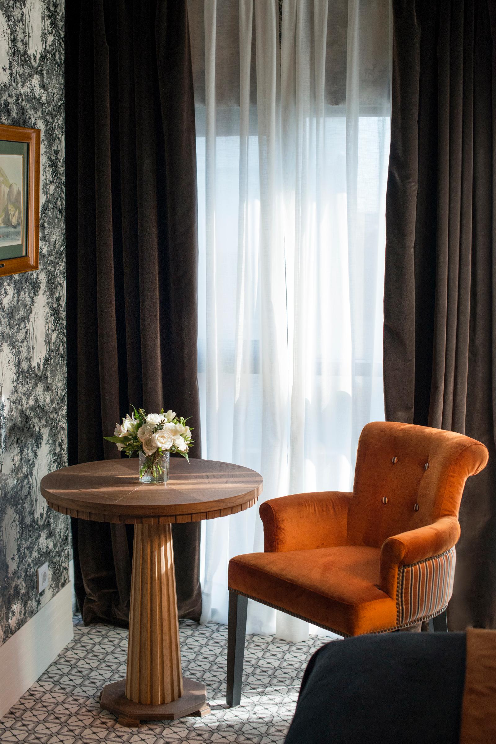 The First One Hotel Preciados