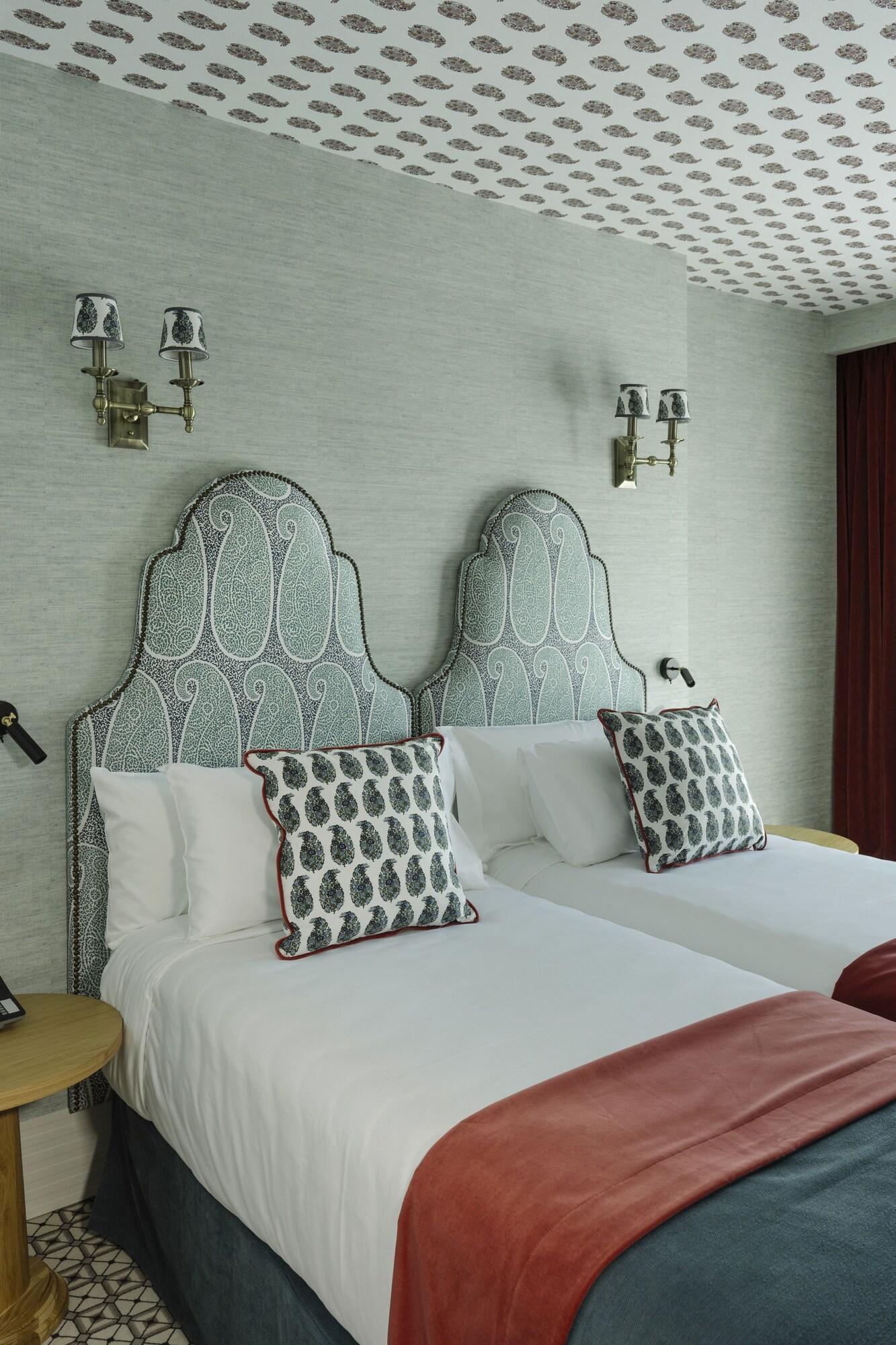 The First One Hotel Preciados