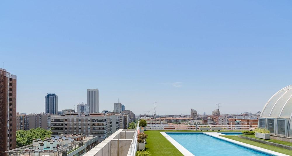 Charming Eurobuilding 2 Luxury