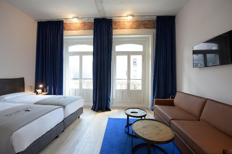 Room Gran Vía