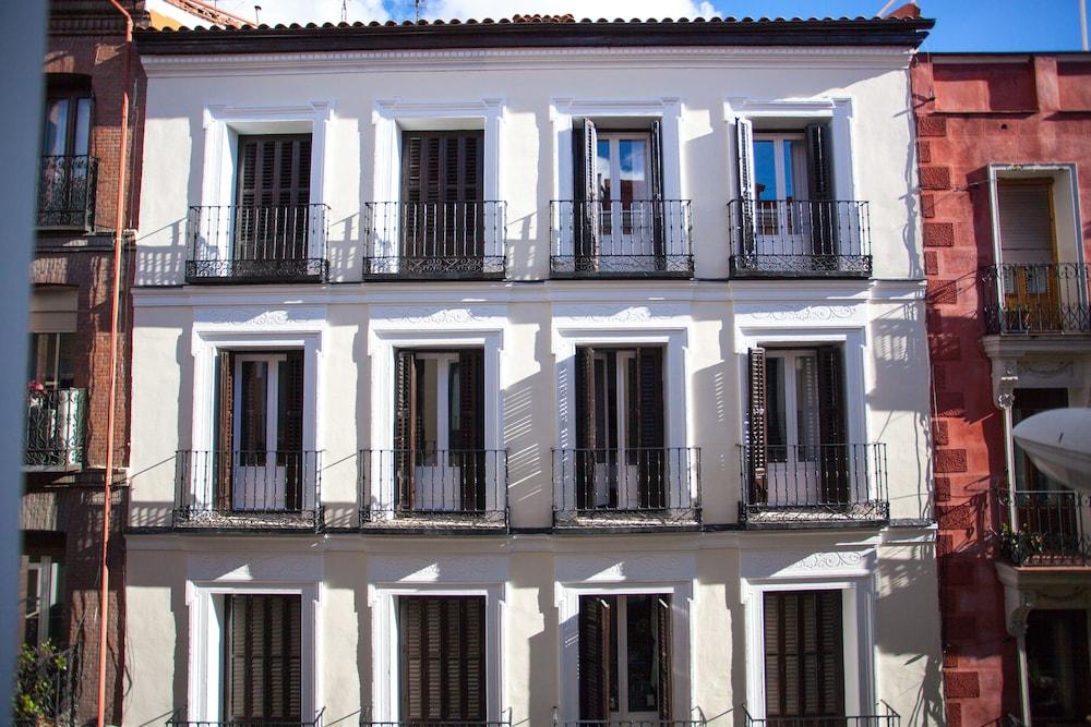 Gran Central Suites