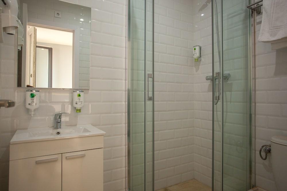 Gran Central Suites