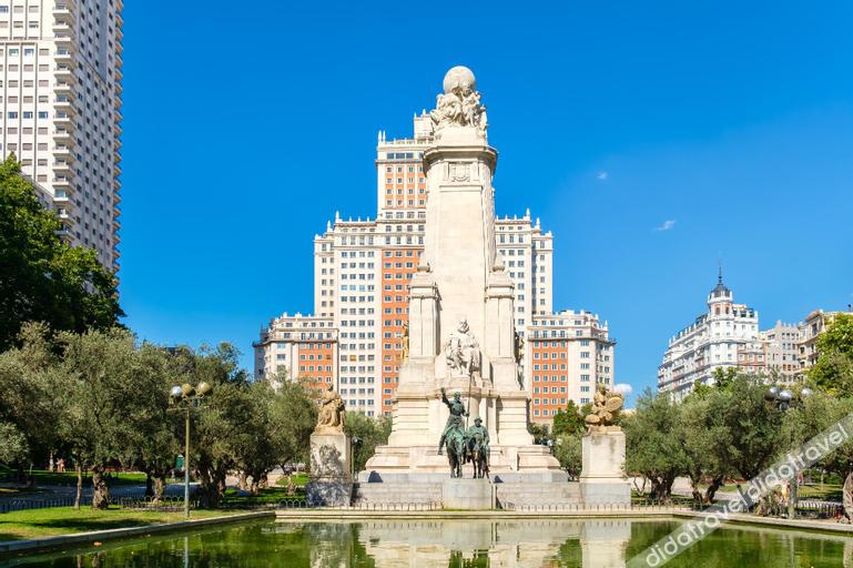 Gran Central Suites