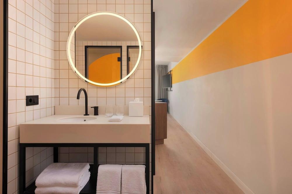 Aloft By Marriott Madrid Gran Via