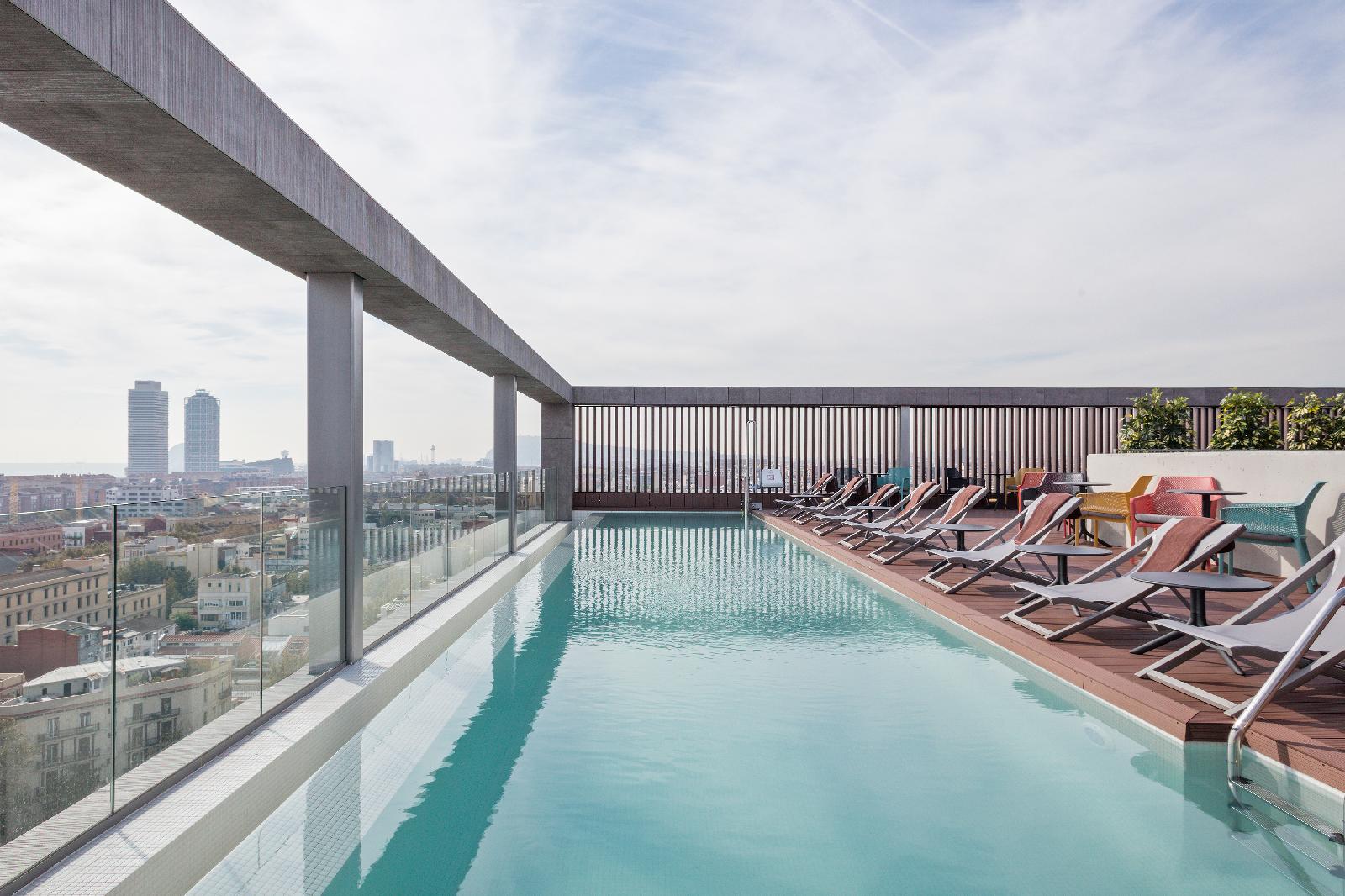 Acta Voraport Hotel