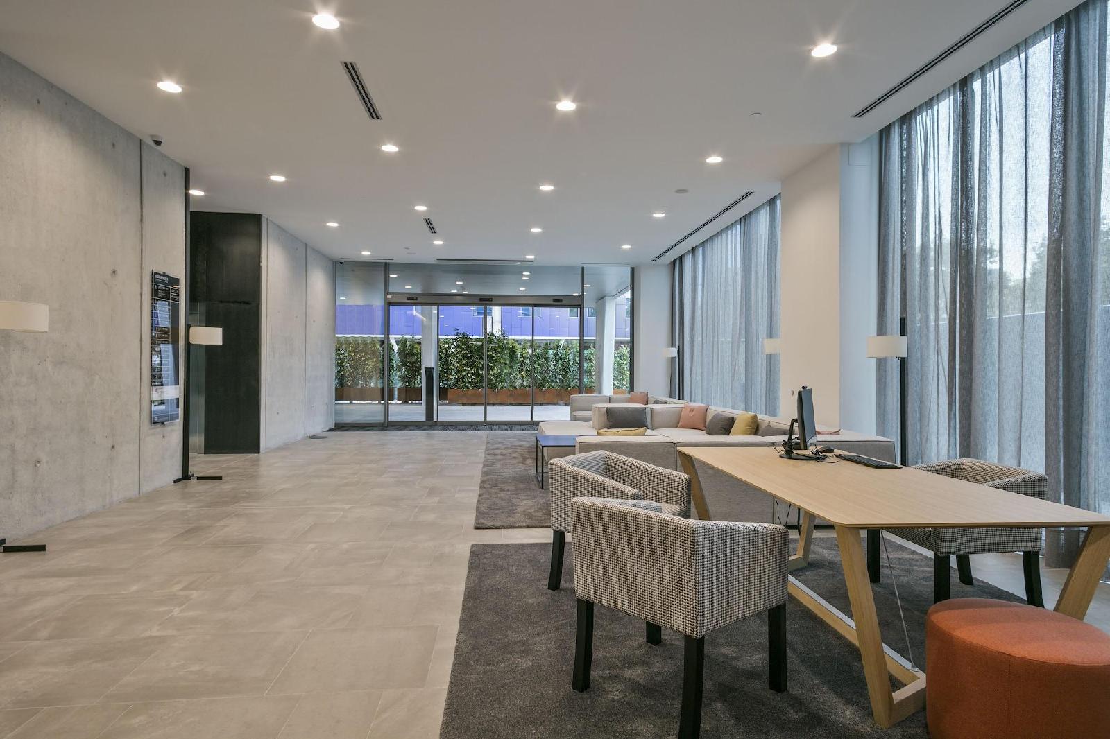 Acta Voraport Hotel