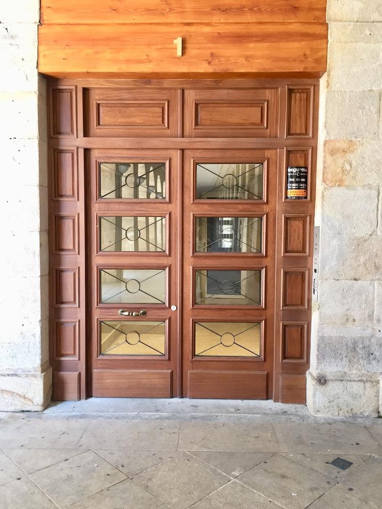 Pensión Plaza Nueva