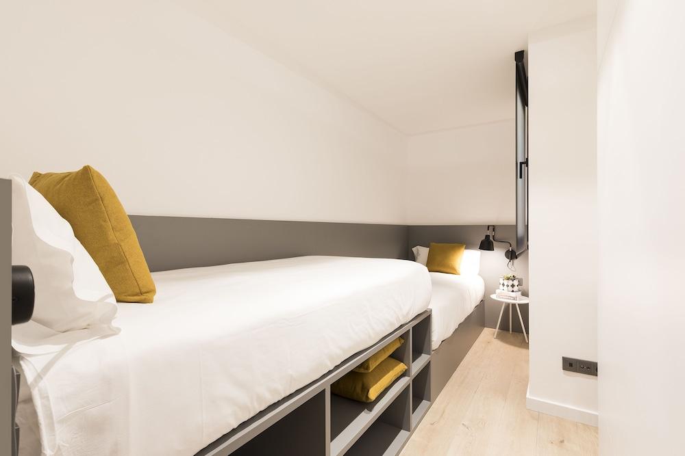 Aspasios Sagrada Familia Apartments