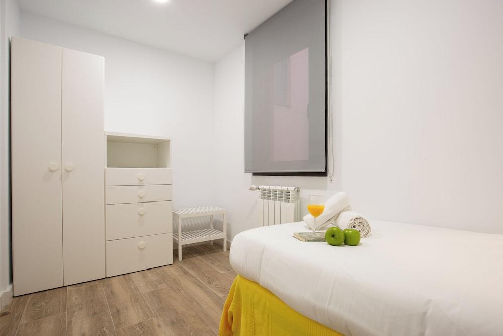 Stay U-Nique Apartments Fabra I Puig