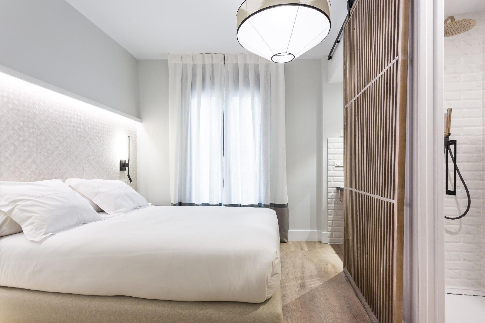 Eleven Apartments Real De La Carretería, By Homing U