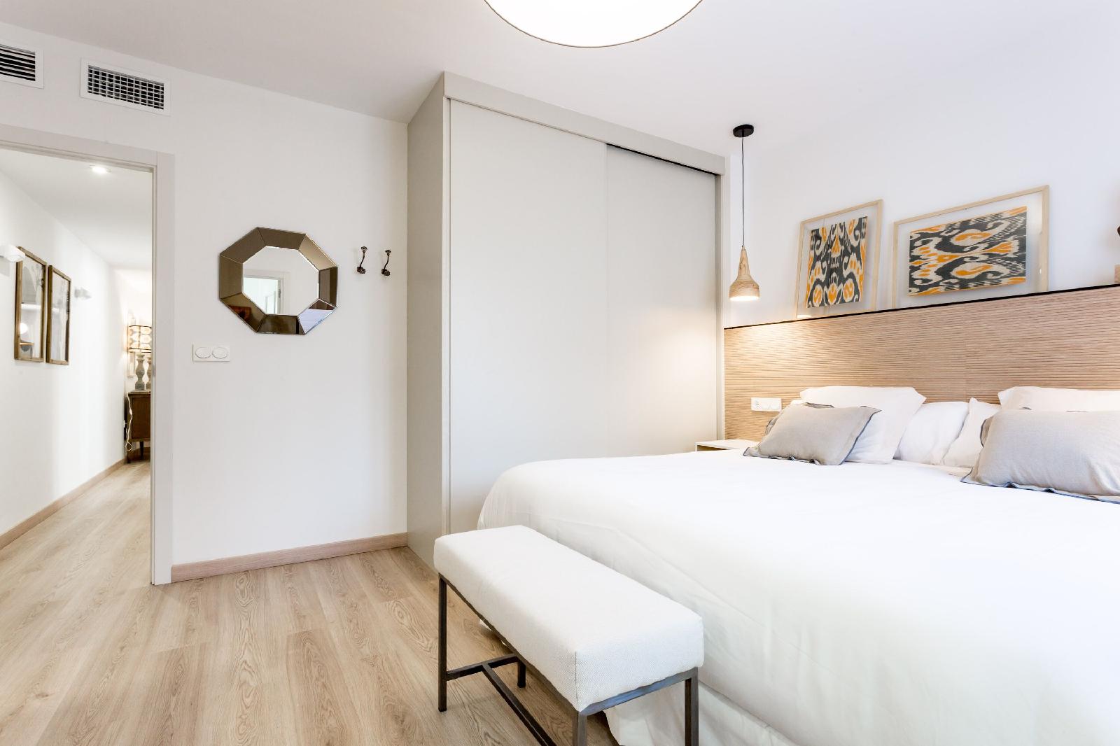 Eleven Apartments Real De La Carretería, By Homing U