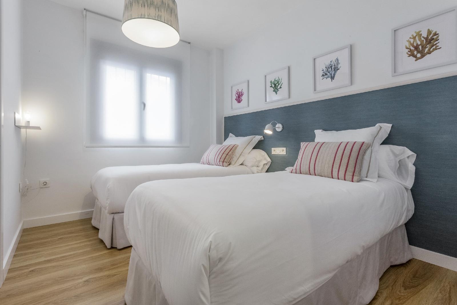 Eleven Apartments Real De La Carretería, By Homing U