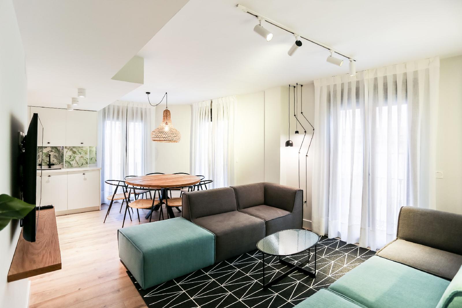 Eleven Apartments Real De La Carretería, By Homing U